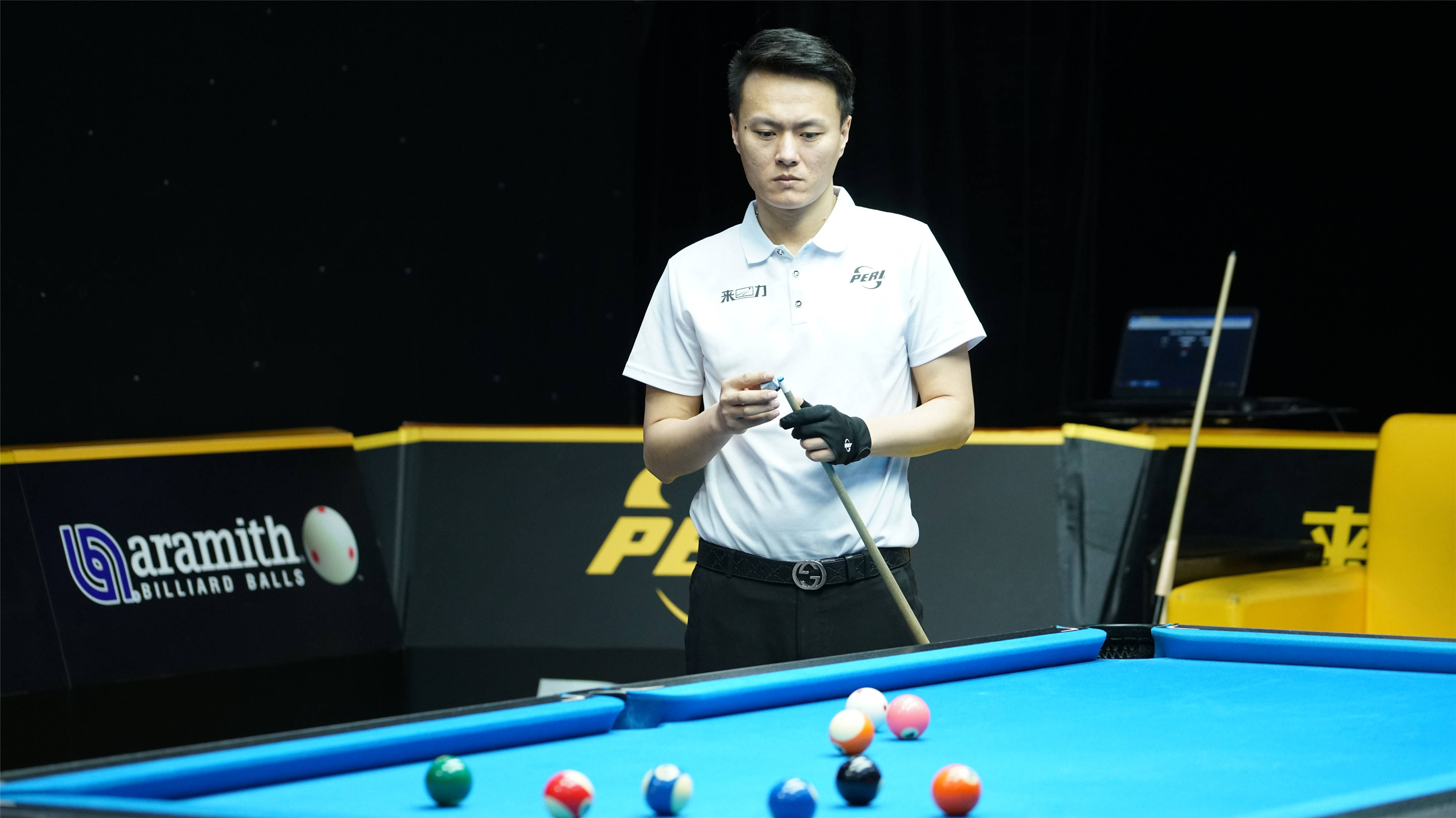 而这一切的 而这一切的