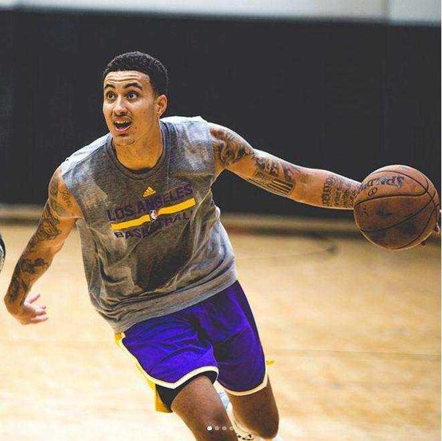 对塞维利亚 对塞维利亚