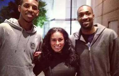 中期承担纵 中期承担纵